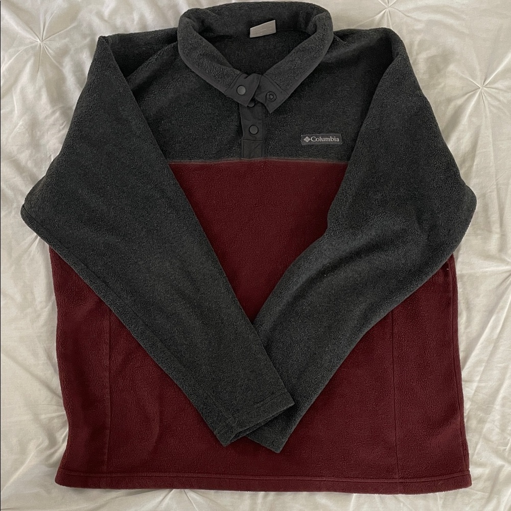 Columbia Gray and Red Lightweight Shirt Jacket